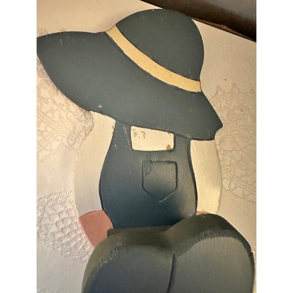 Vintage Rare Handmade Shelf Sitters Boy and Girl figurines - Picture 4 of 7